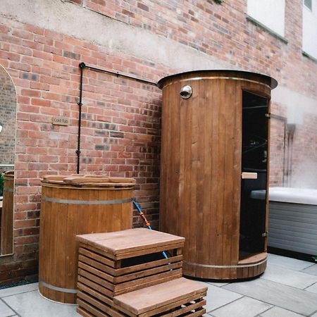 Magistrates Penthouse Suite - Town Centre Apartments With Spa Morpeth Extérieur photo
