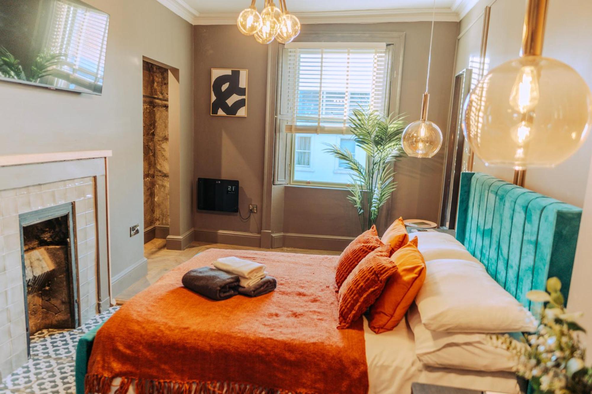 Magistrates Penthouse Suite - Town Centre Apartments With Spa Morpeth Extérieur photo